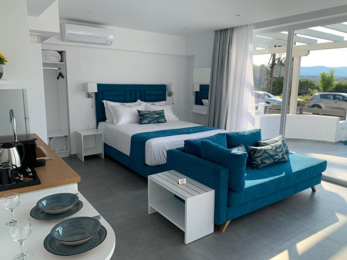 Ocean Blue Suites Jeriszósz Kültér fotó