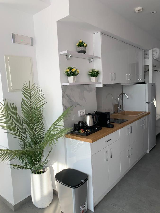Ocean Blue Suites Jeriszósz Kültér fotó