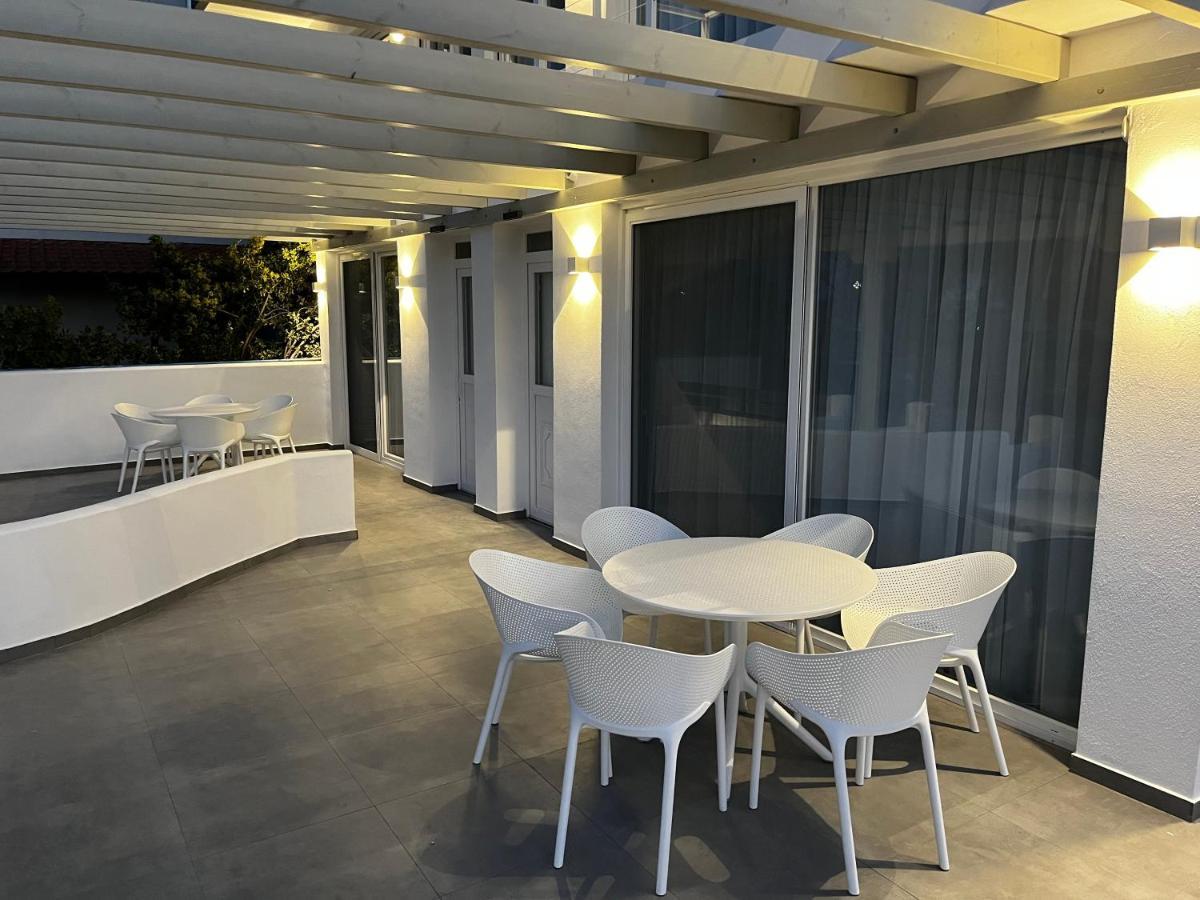 Ocean Blue Suites Jeriszósz Kültér fotó